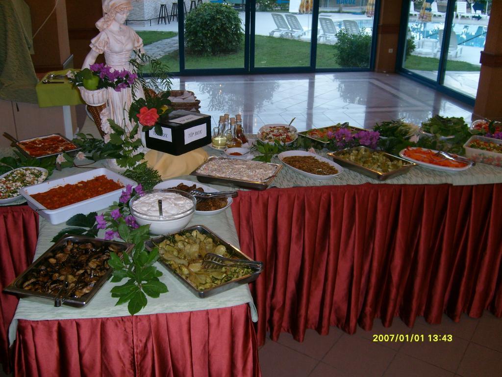 Aymes Hotel 费特希耶 外观 照片
