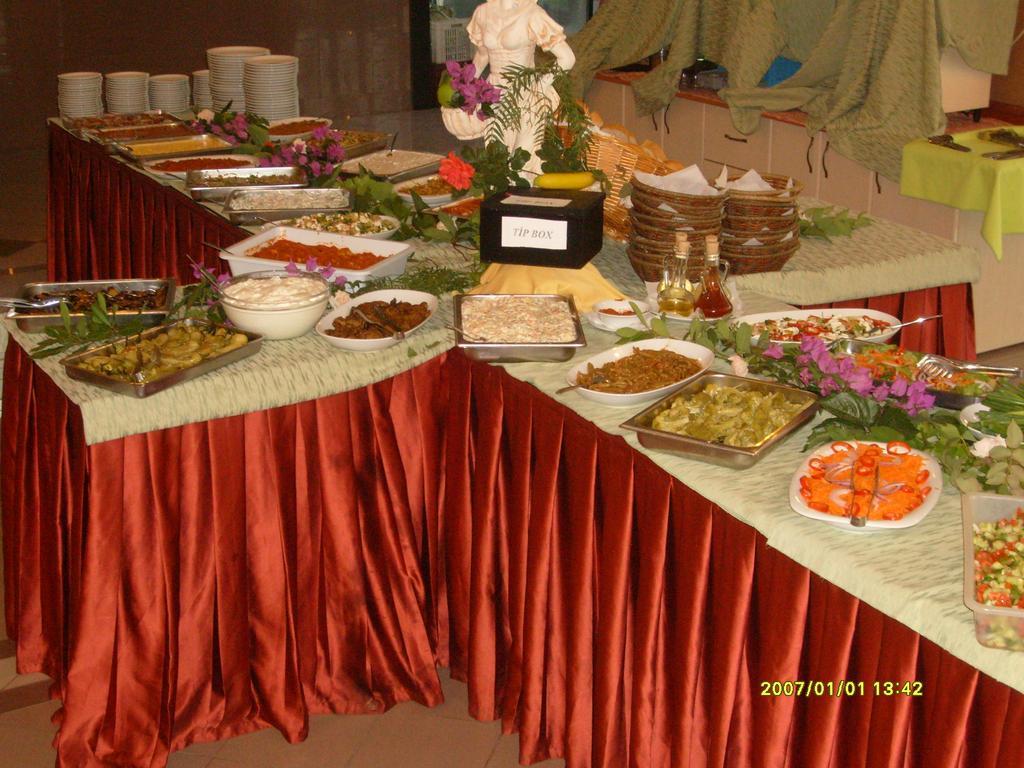 Aymes Hotel 费特希耶 外观 照片