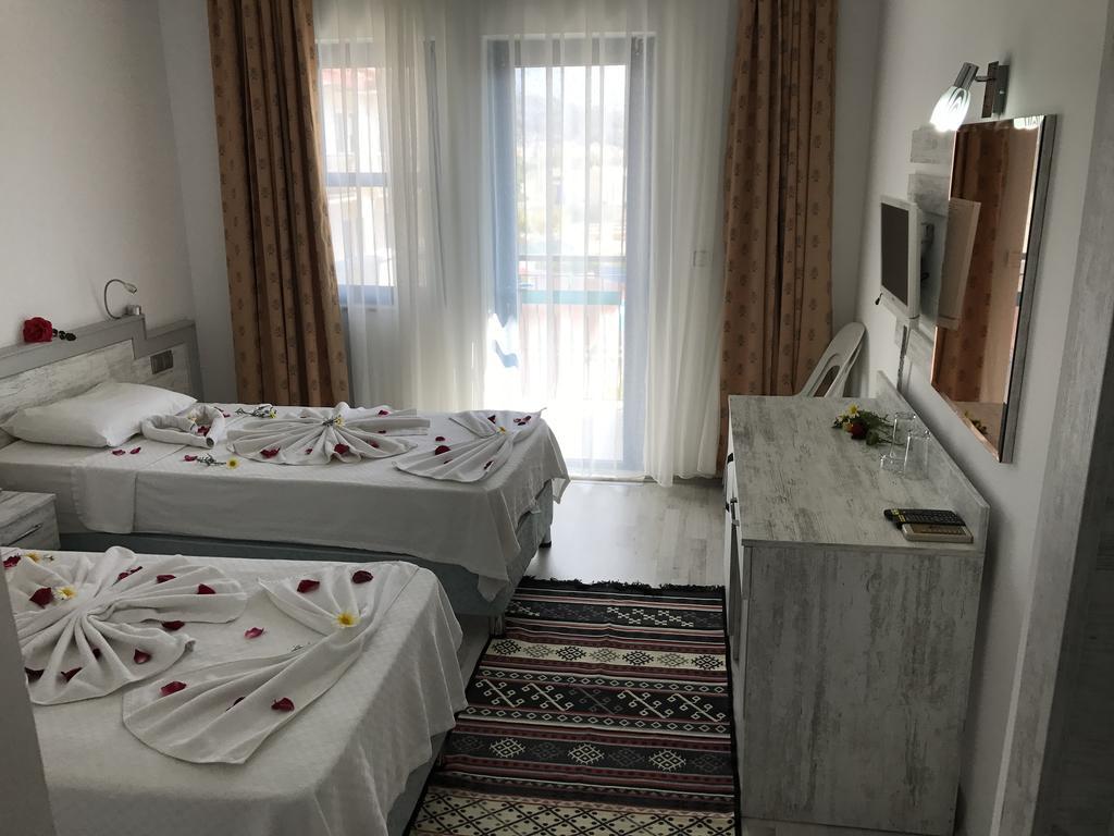 Aymes Hotel 费特希耶 外观 照片